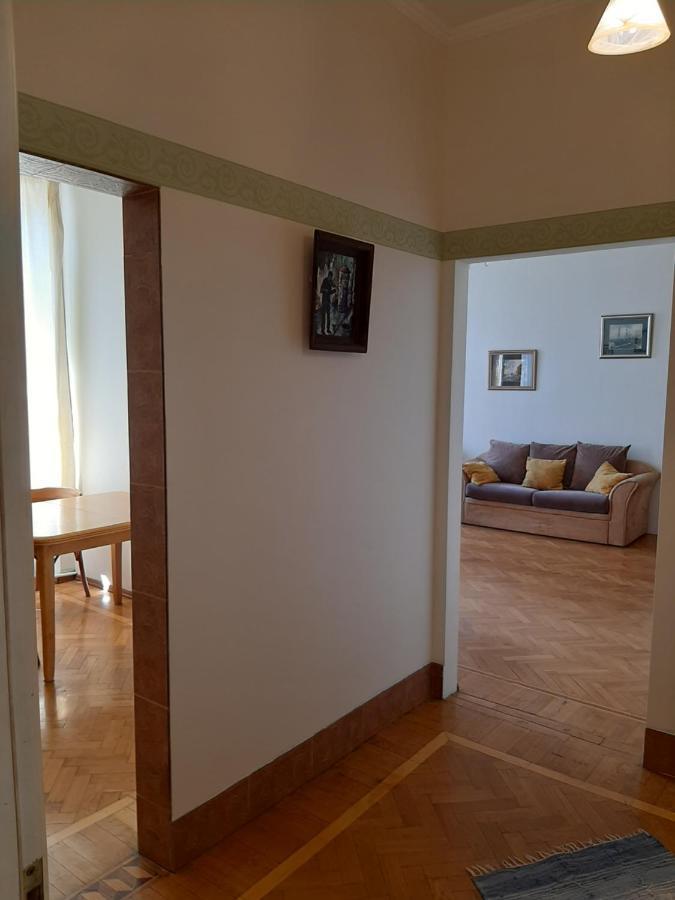 Apartment On Hretska 26/28 Odessa Luaran gambar