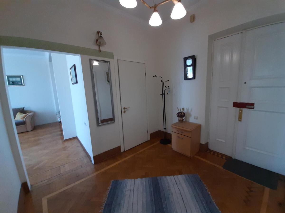 Apartment On Hretska 26/28 Odessa Luaran gambar